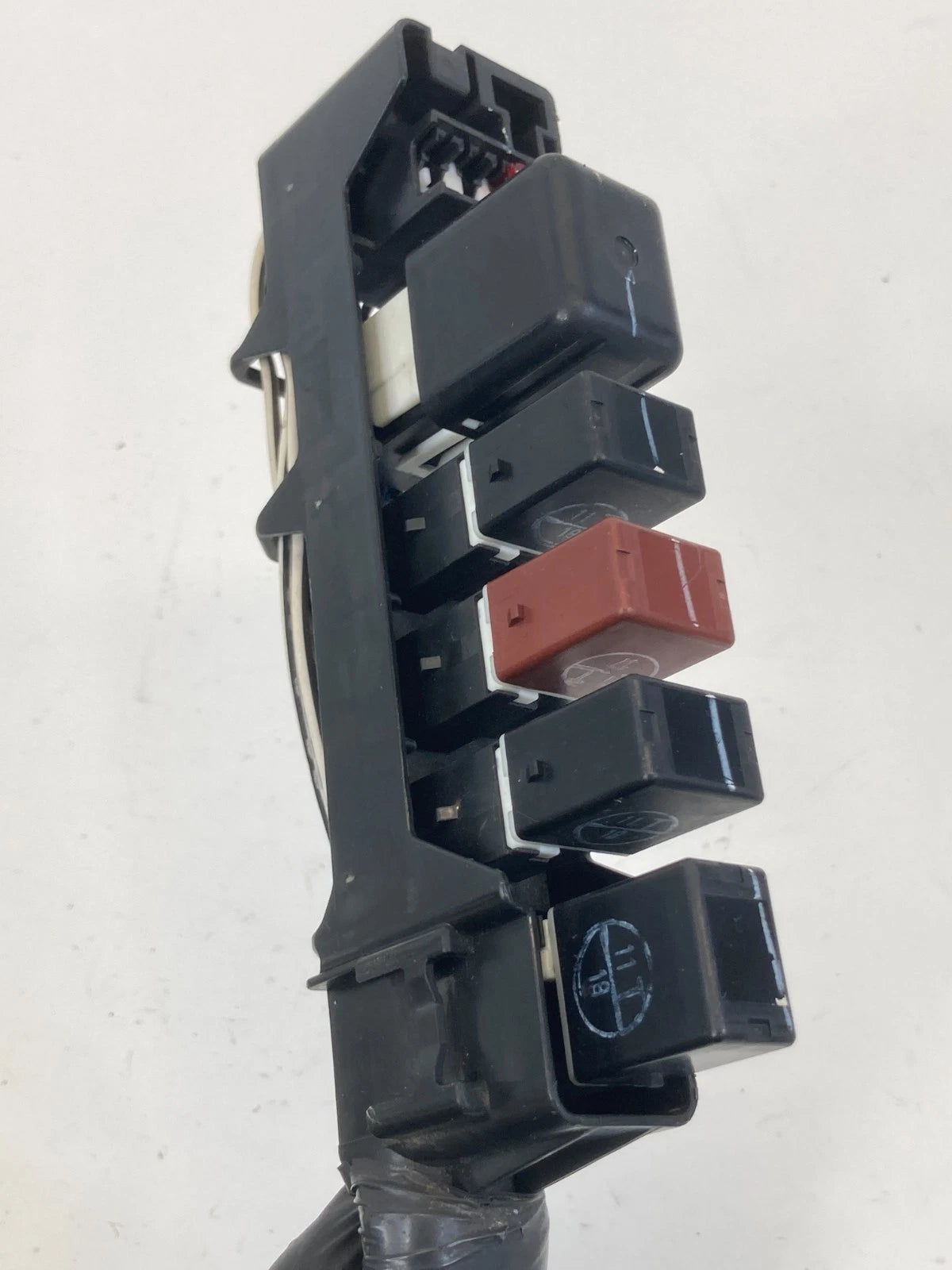 1999 99 TOYOTA CAMRY 2.2L ENGINE FUSE BOX RELAY PANEL BLOCK OEM