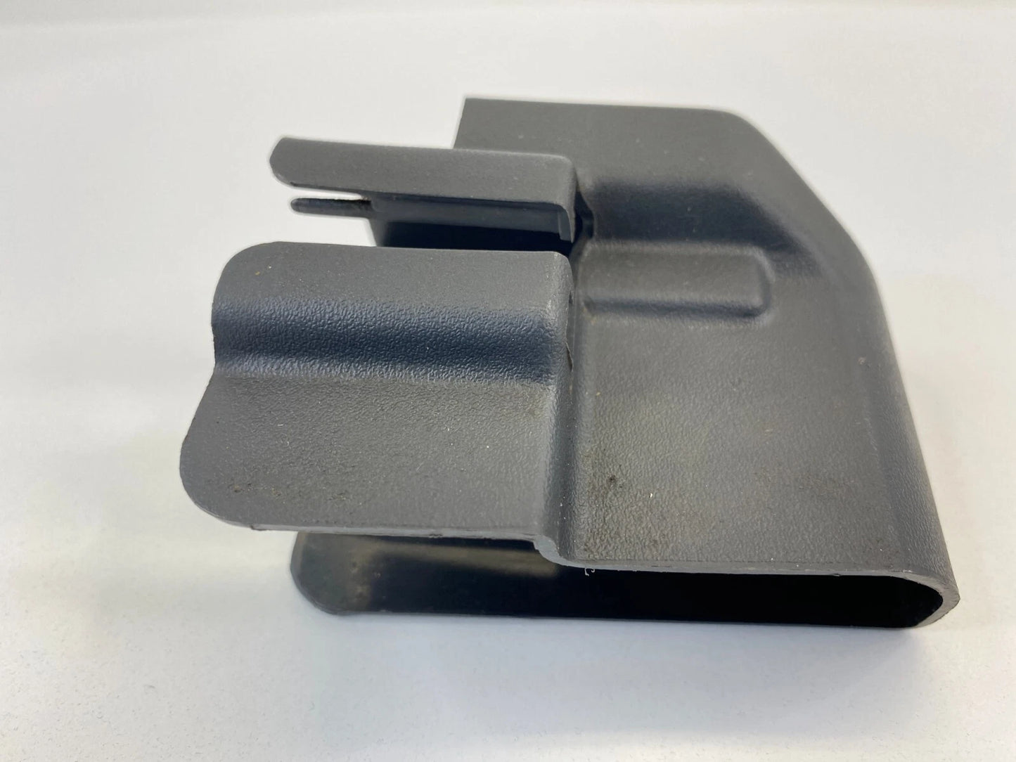 00 01 NISSAN ALTIMA SEAT FRONT RIGHT SIDE TRACK RAIL END COVER CAP TRIM 87508-0Z