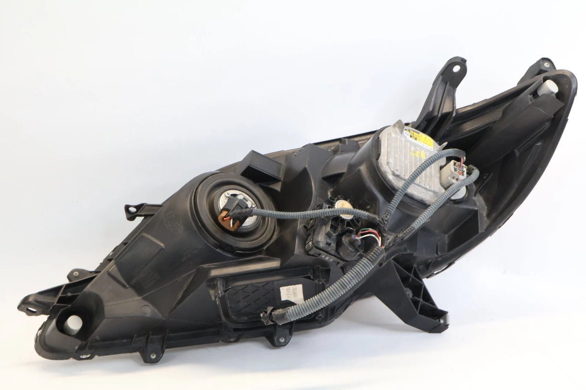 2011-2014 TOYOTA SIENNA RIGHT PASSENGER SIDE HID XENON HEADLIGHT HEAD LAMP OEM