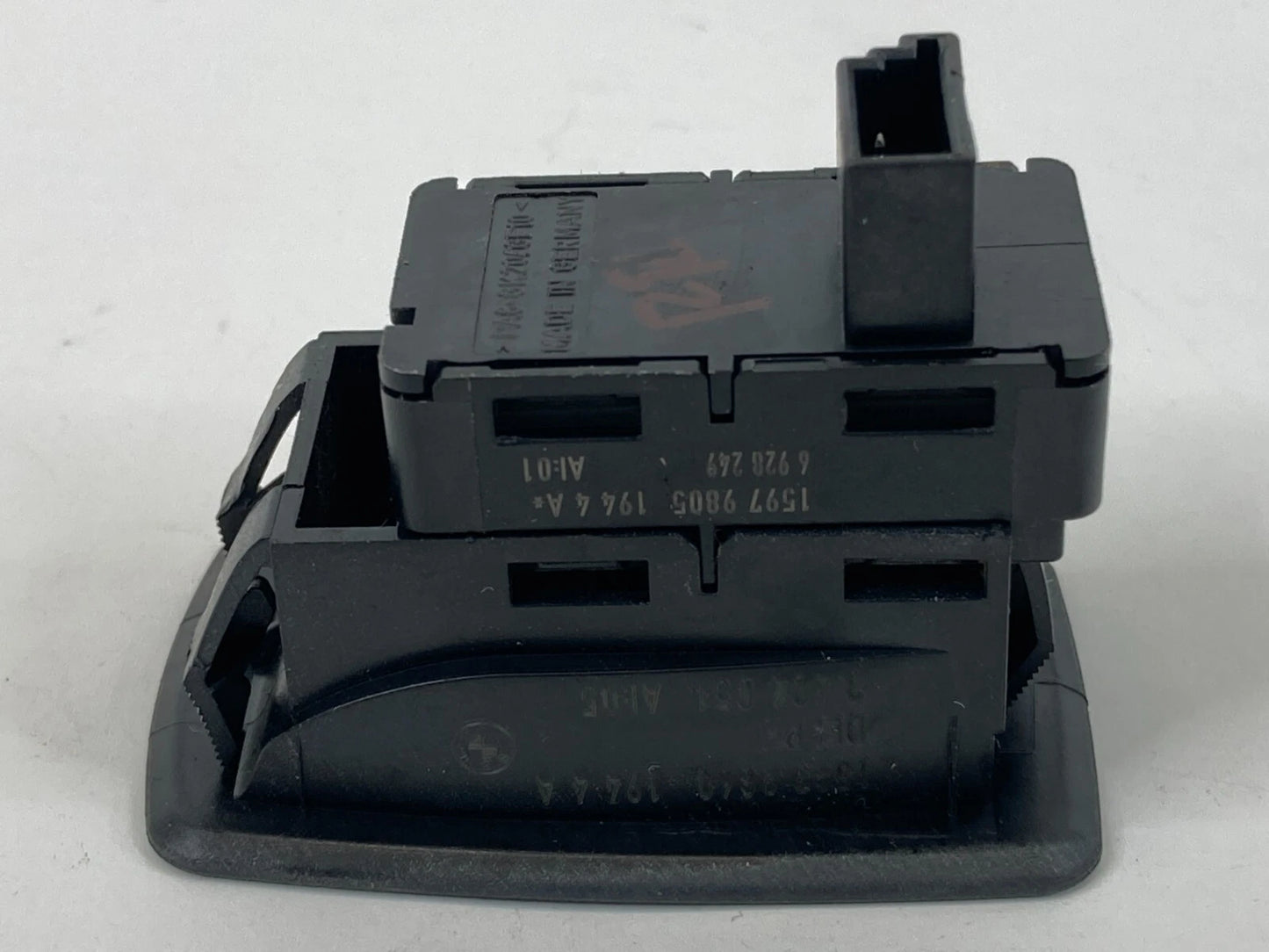 2004-2010 BMW X3 REAR RIGHT BACK DOOR POWER WINDOW CONTROL SWITCH 15939860 OEM