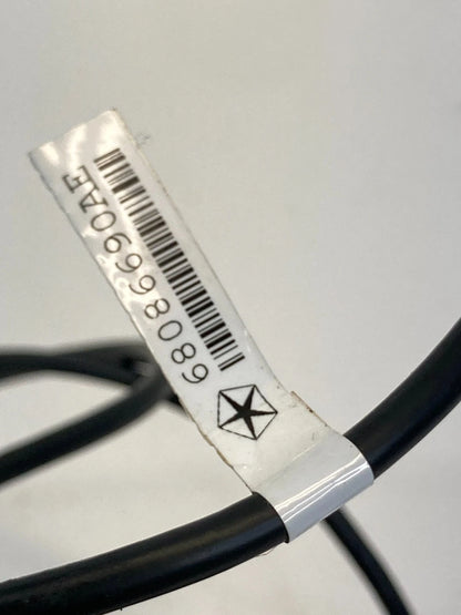 2013-2016 Dodge Dart Center Console USB Auxiliary Port Socket 68086690AE OEM