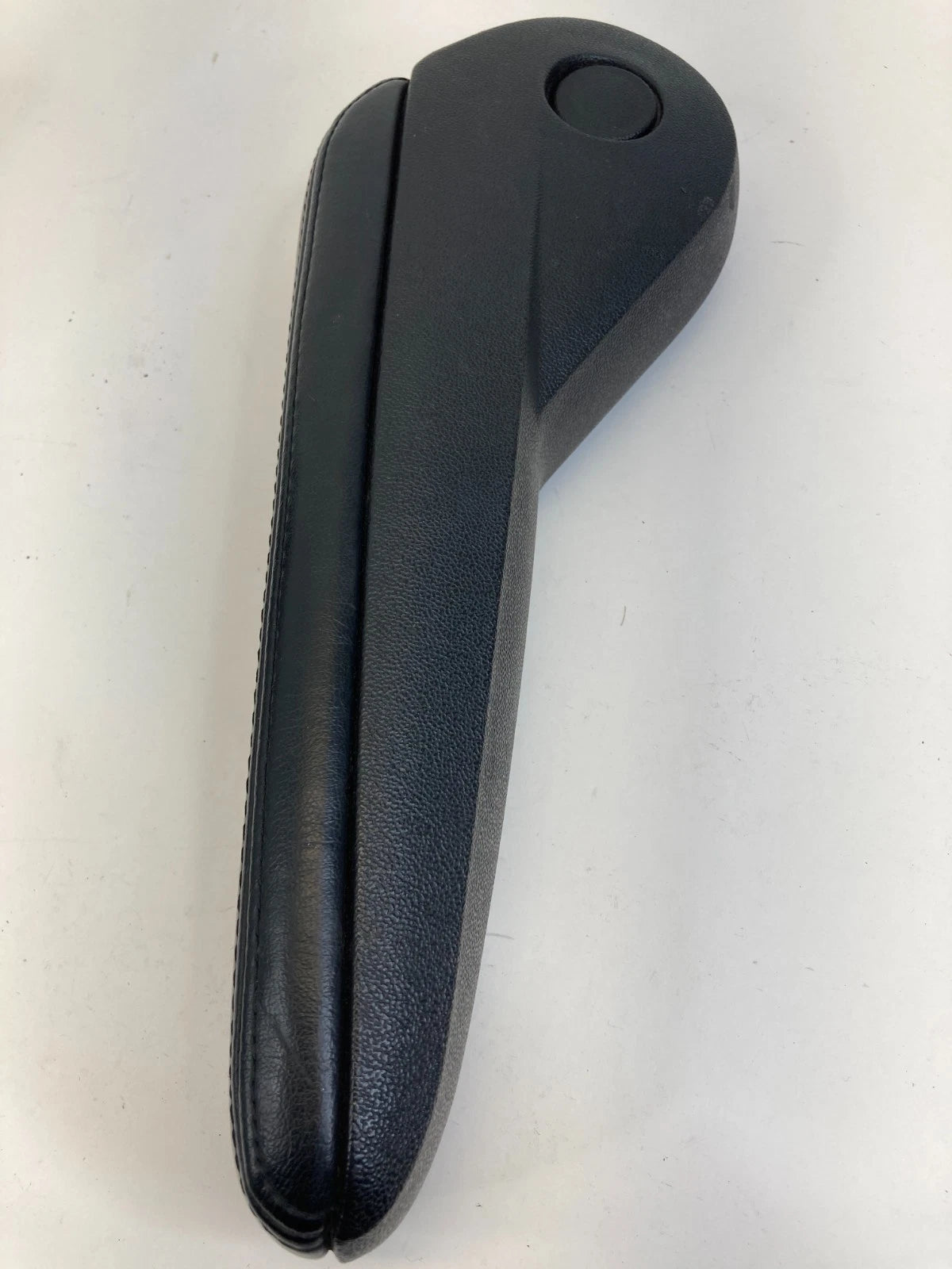 2011-2020 DODGE GRAND CARAVAN FRONT SEAT ARMREST PAIR BLACK LEATHER OEM FACTORY