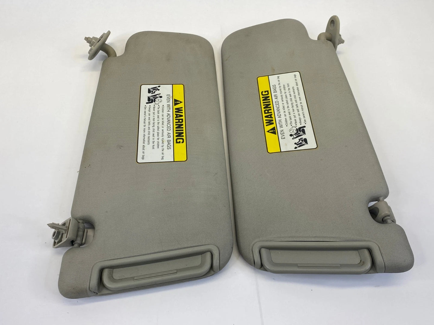 2010-2013 KIA FORTE FRONT LEFT RIGHT SUNVISOR SHADE MIRROR PAIR SET OEM FACTORY
