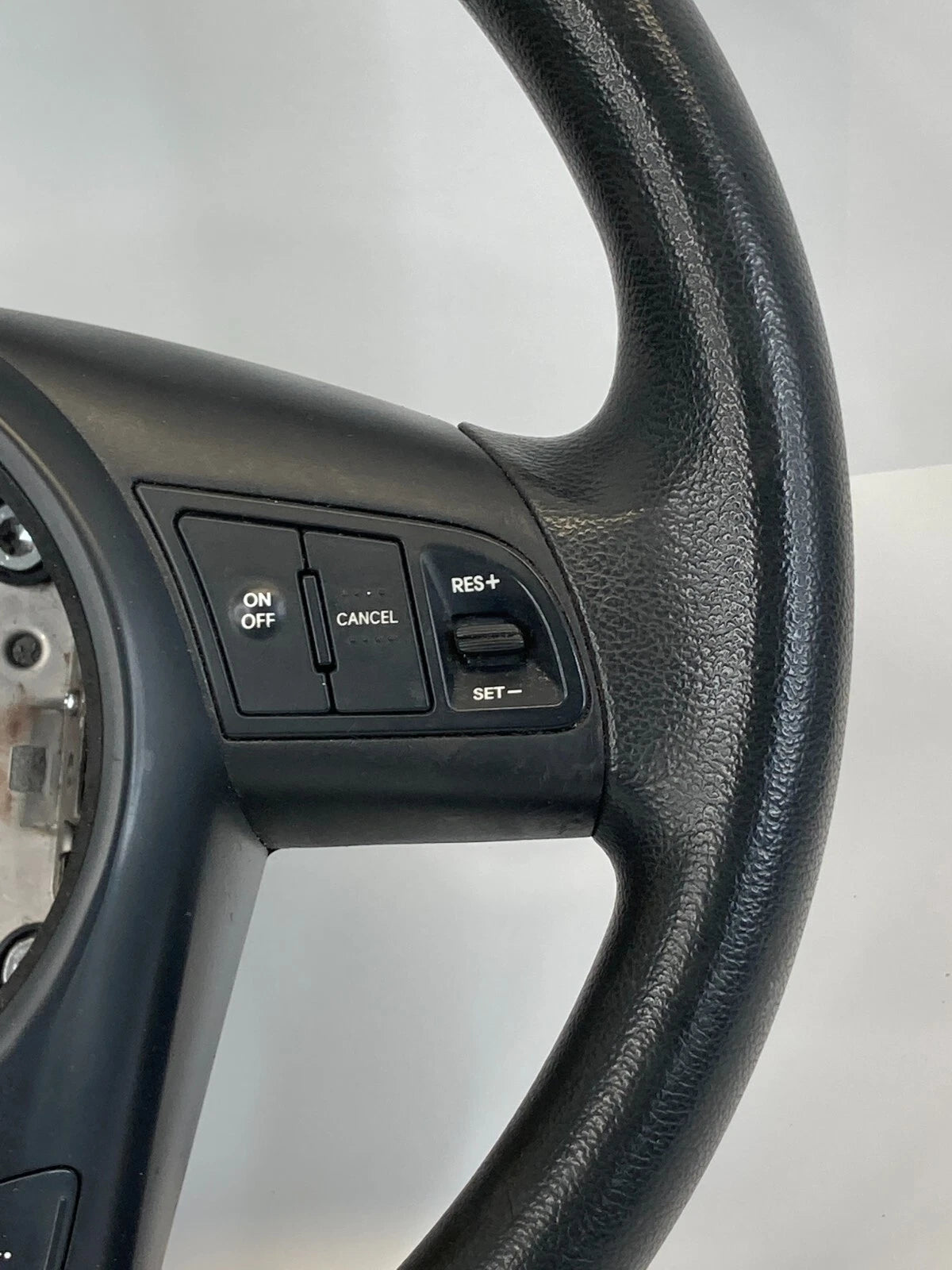 10 11 12 13 KIA FORTE KOUP STEERING WHEEL MULTIFUNCTION W/ CRUISE CONTROL SWITCH