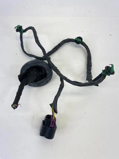 2008-2012 BUICK ENCLAVE LEFT DRIVER TAILLIGHT WIRE WIRING HARNESS PLUG PIGTAIL