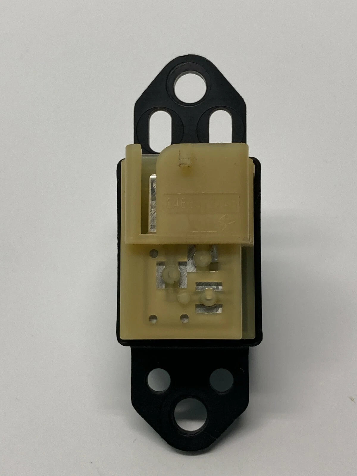 2001-2007 CHRYSLER TOWN & COUNTRY REAR RIGHT SIDE DOOR LOCK SWITCH 04685727AB