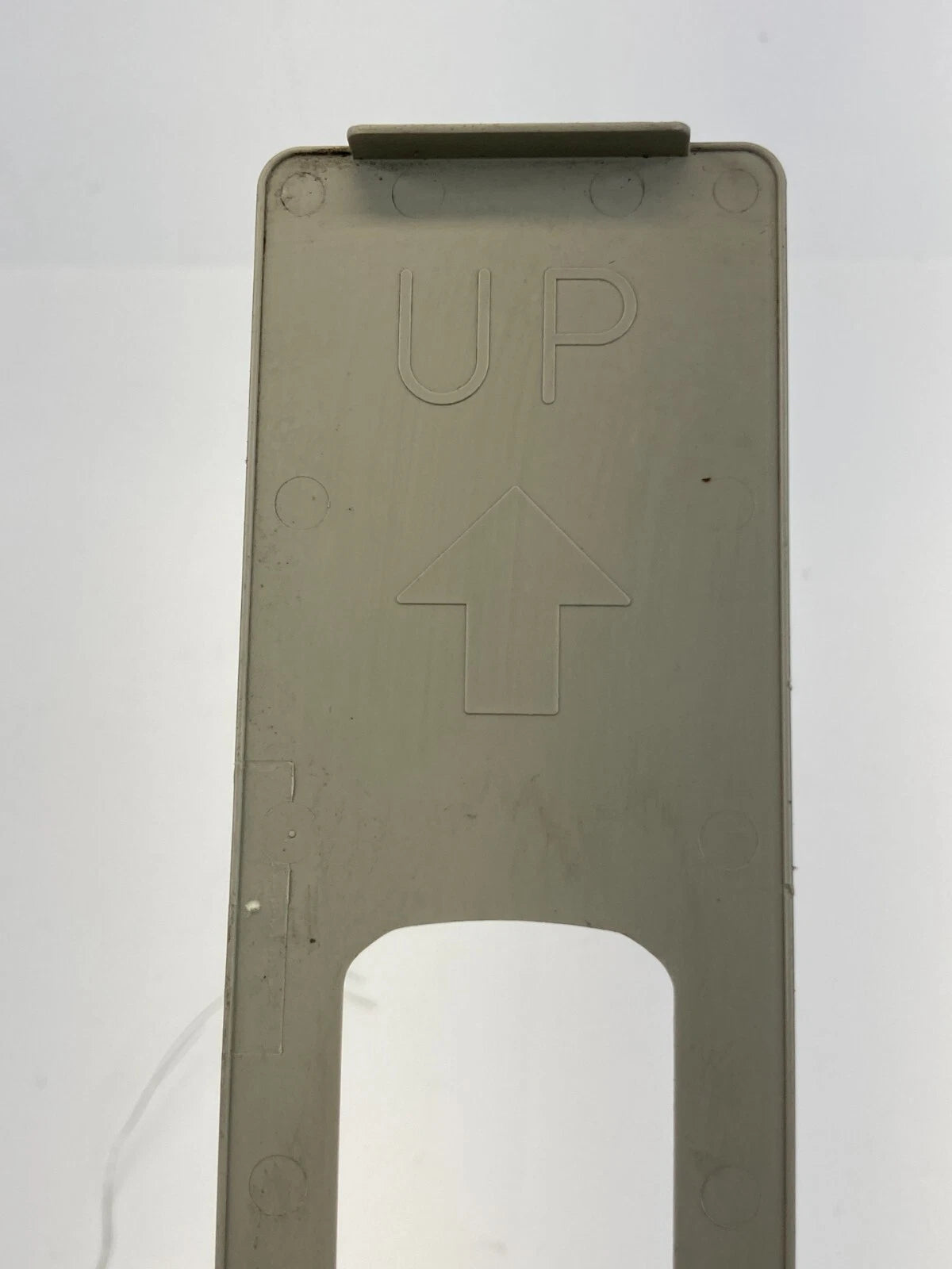 09-14 NISSAN MAXIMA FRONT RIGHT SIDE SEAT BELT HEIGHT ADJUSTER COVER 76985-9N00A