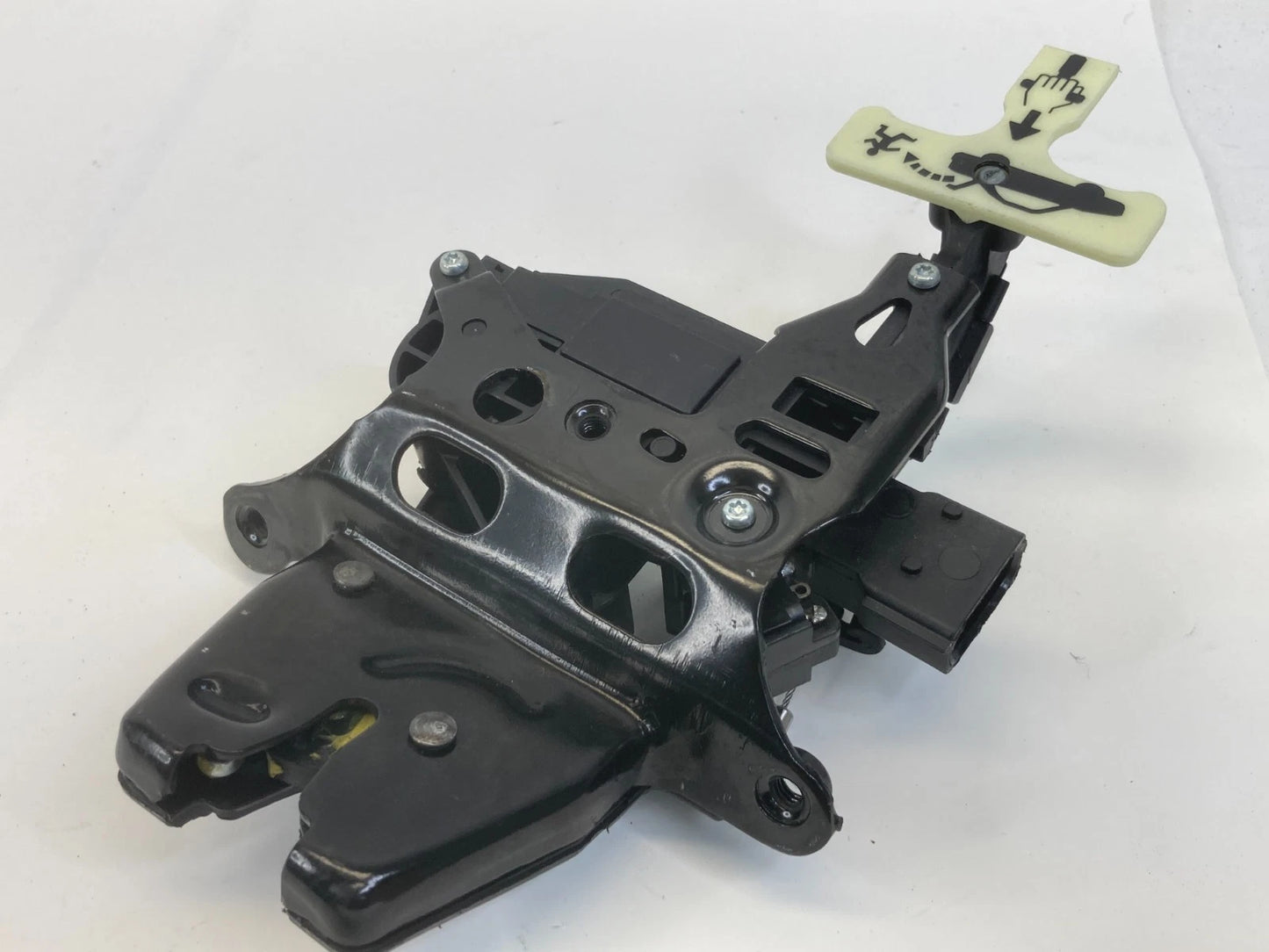 05-12 CHEVROLET MALIBU REAR TRUNK LID LOCK LATCH RELEASE ACTUATOR 16888274 OEM