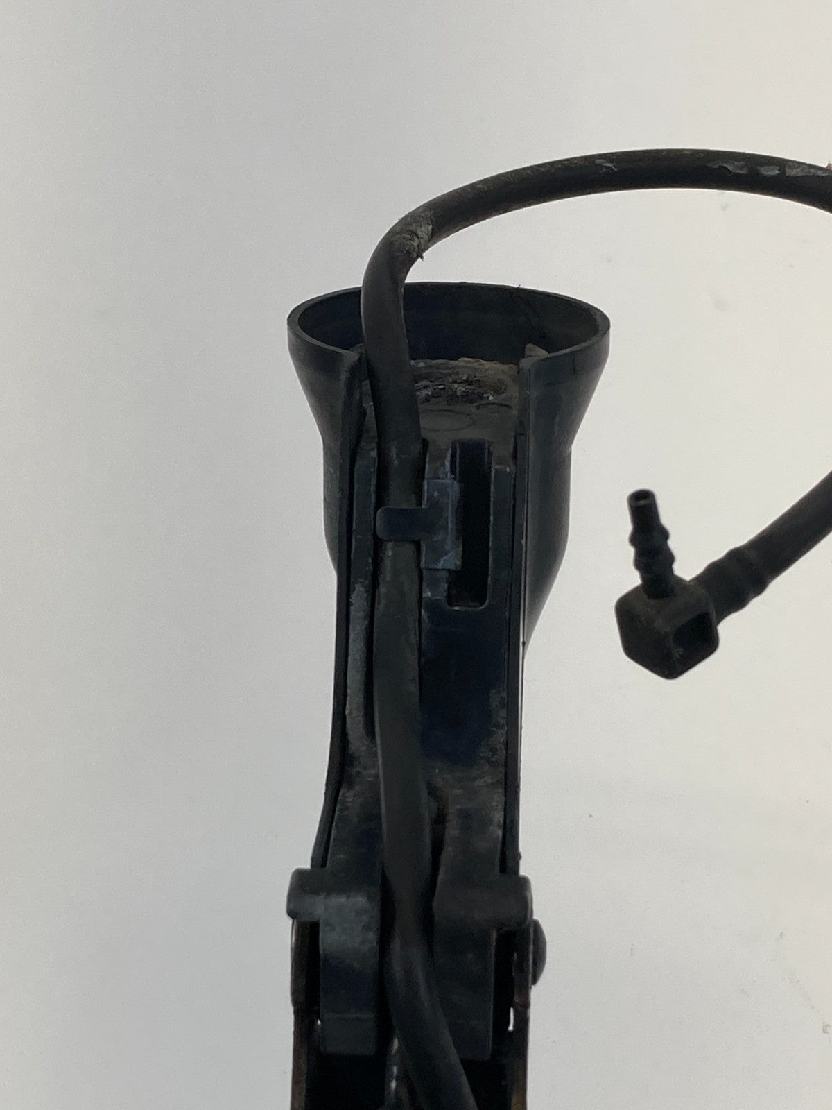 2002-2009 Chevrolet Trailblazer Envoy Rear Back Wiper Arm 15230587 OEM