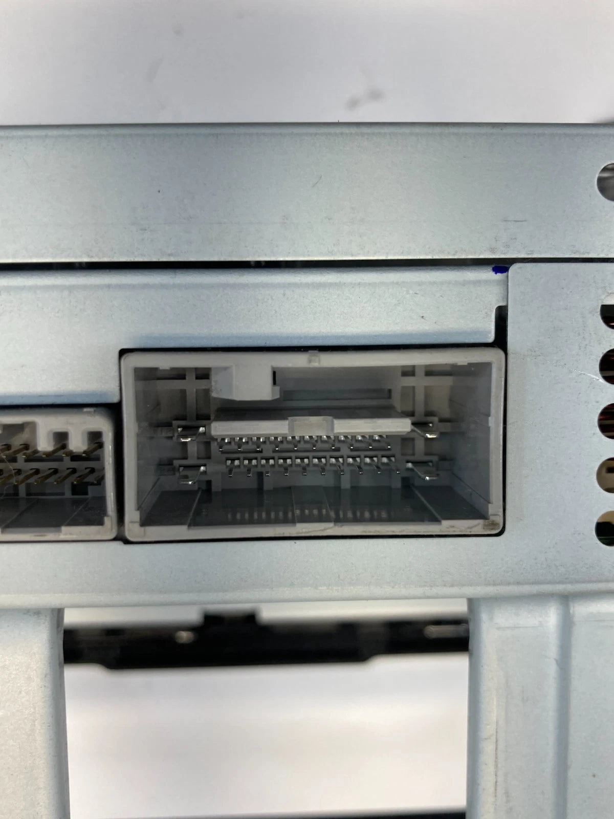 13-15 Honda Civic Radio AM/FM Single CD Player w/ Bezel 39100-TR3-A314-M1 OEM