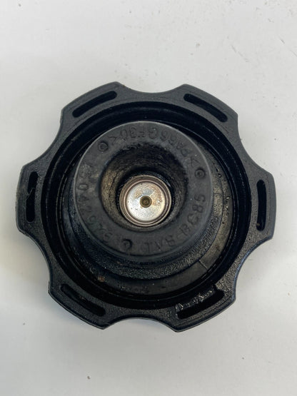 2009-2017 CHEVROLET TRAVERSE ENGINE RADIATOR COOLANT RESERVOIR TANK CAP 15042975