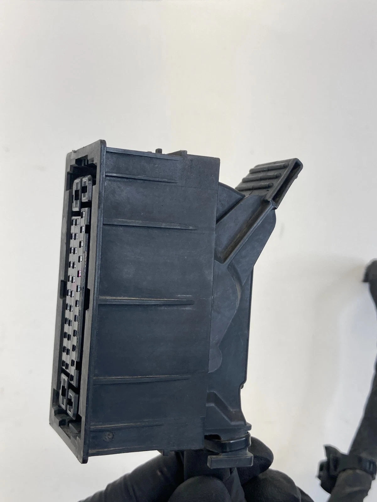 2014 2015 KIA OPTIMA 2.4L L4 FWD AT ABS ANTI LOCK BRAKE PUMP PLUG CONNECTOR OEM