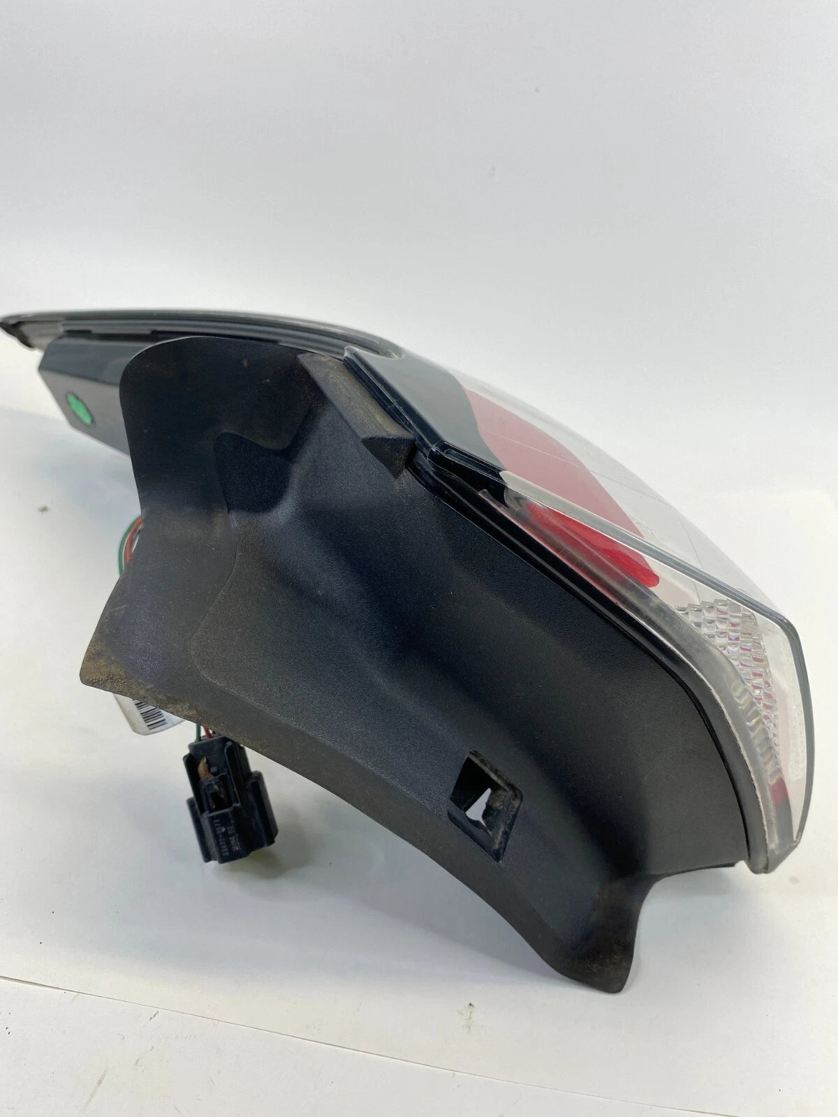 2015-2018 FORD EDGE RH PASSENGER QUARTER PANEL RIGHT TAIL LIGHT LAMP HT4B13404A