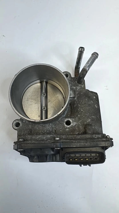 11-19 HYUNDAI ELANTRA 1.8L THROTTLE BODY THROTTLE VALVE ASSEMBLY 35100-2E000 OEM