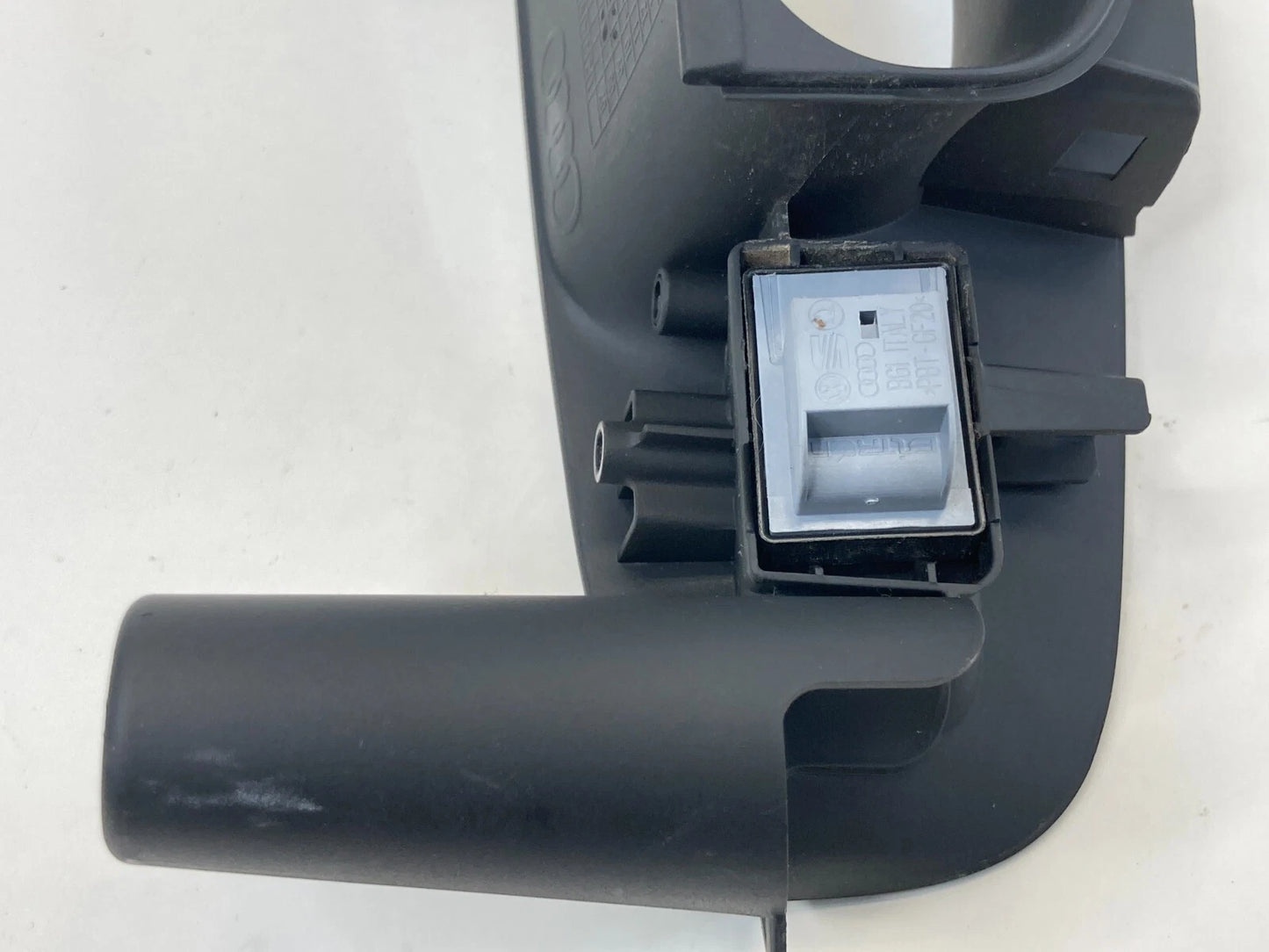2009-2016 AUDI A4 QUATTRO REAR LH WINDOW CONTROL SWITCH BEZEL 8K0868393A OEM