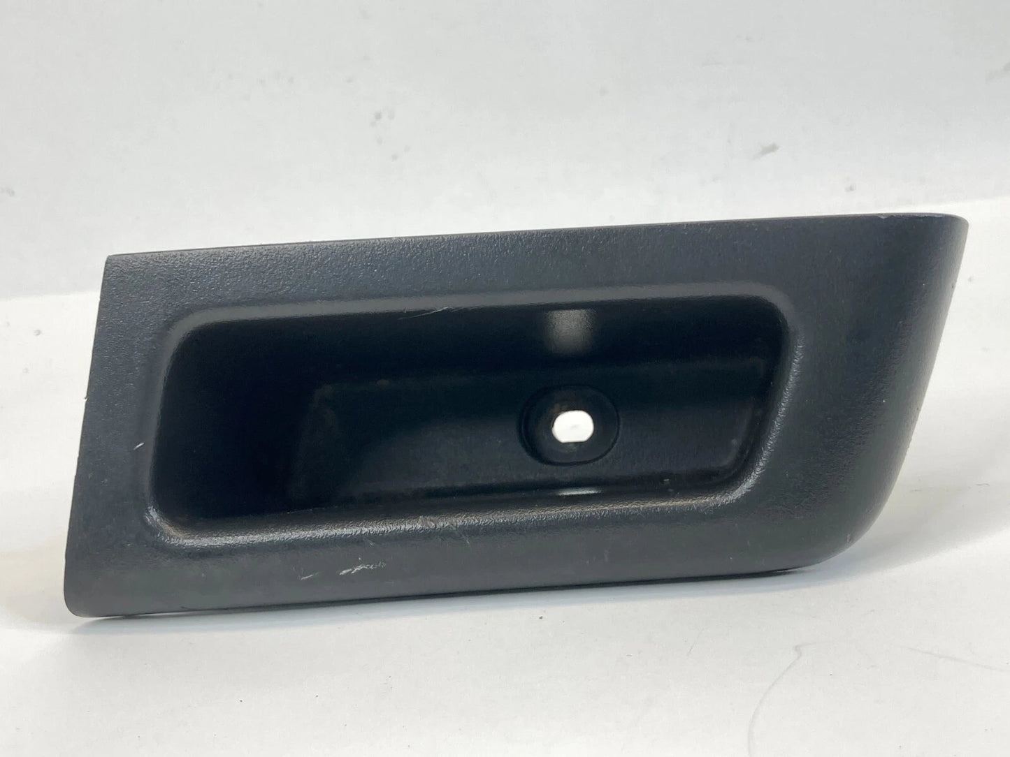 2009-2011 CHEVROLET AVEO5 RR LH DOOR PULL POCKET CUP HANDLE OEM FACTORY 96649779