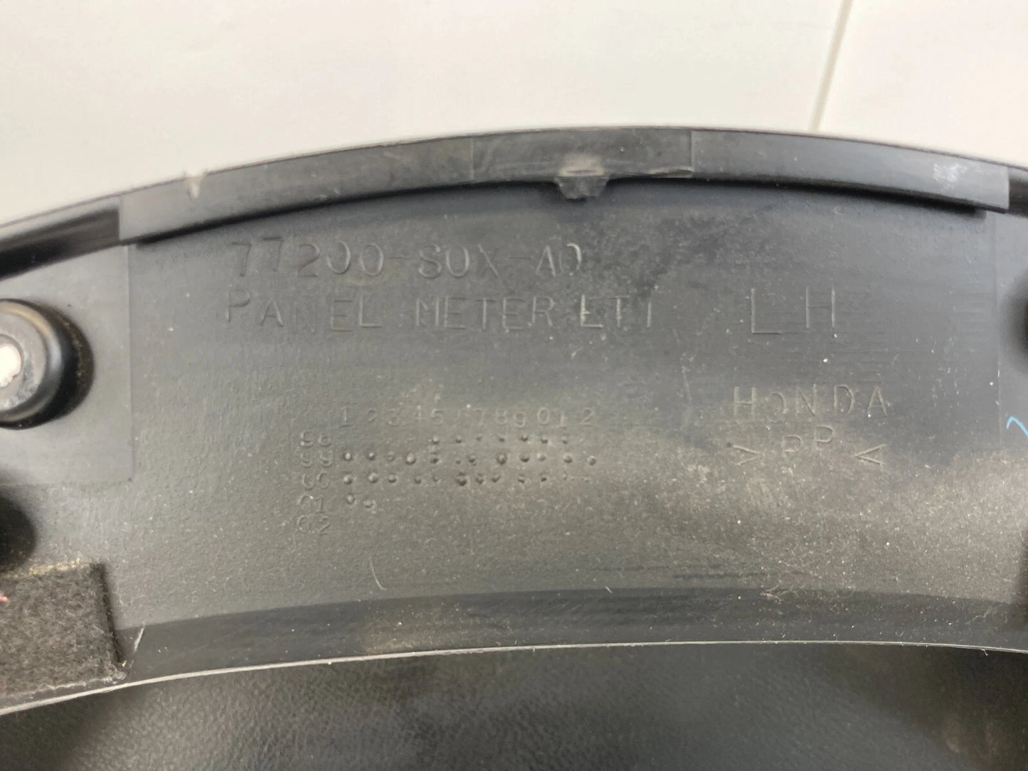 1999-2004 HONDA ODYSSEY DASH SPEEDOMETER CLUSTER BEZEL W/ AIR VENT 77200-S0X-A0