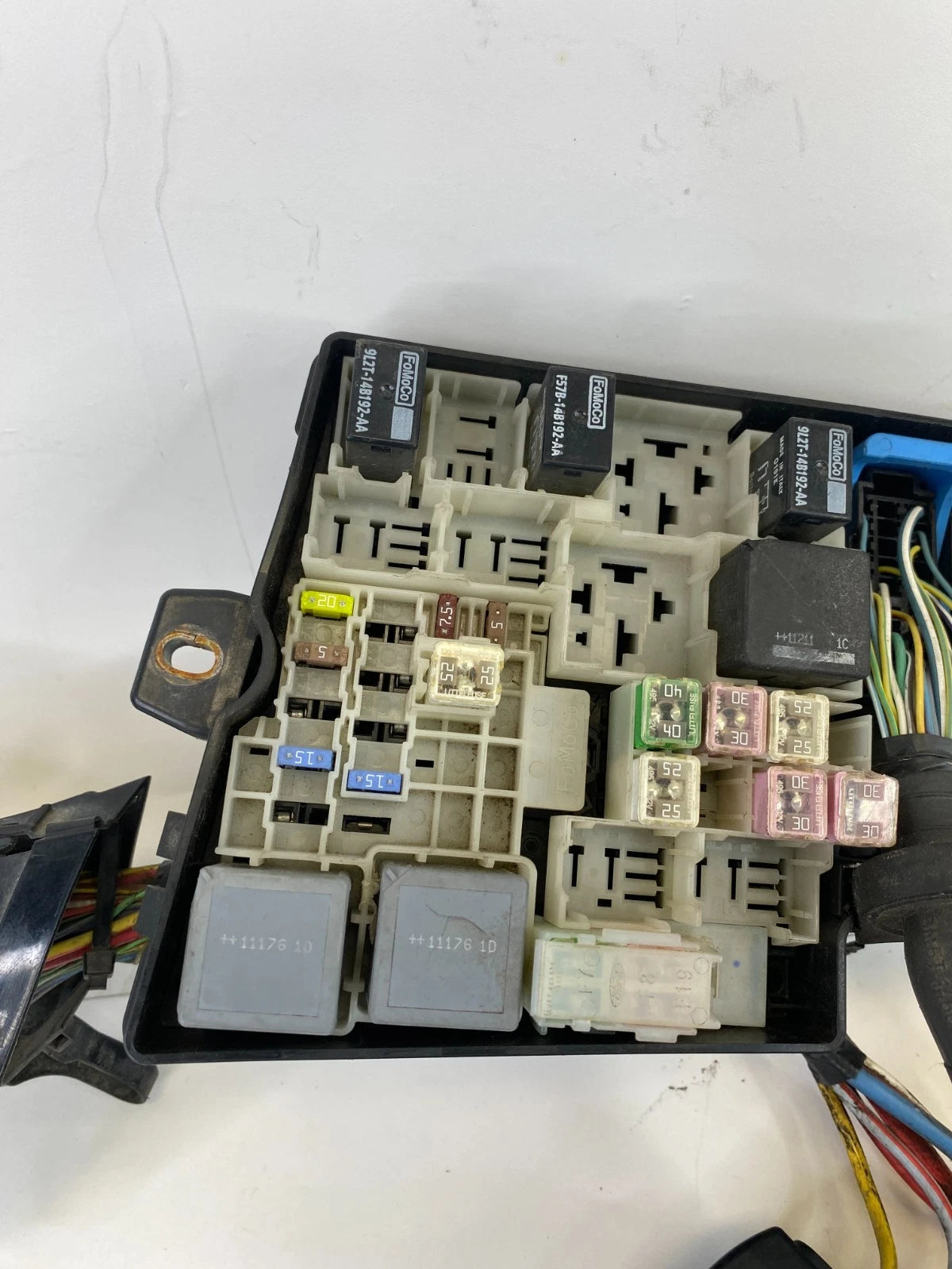 2012-2014 FORD FOCUS 2.0L FWD ENGINE FUSE BOX JUNCTION RELAY MODULE CV6T-14K733