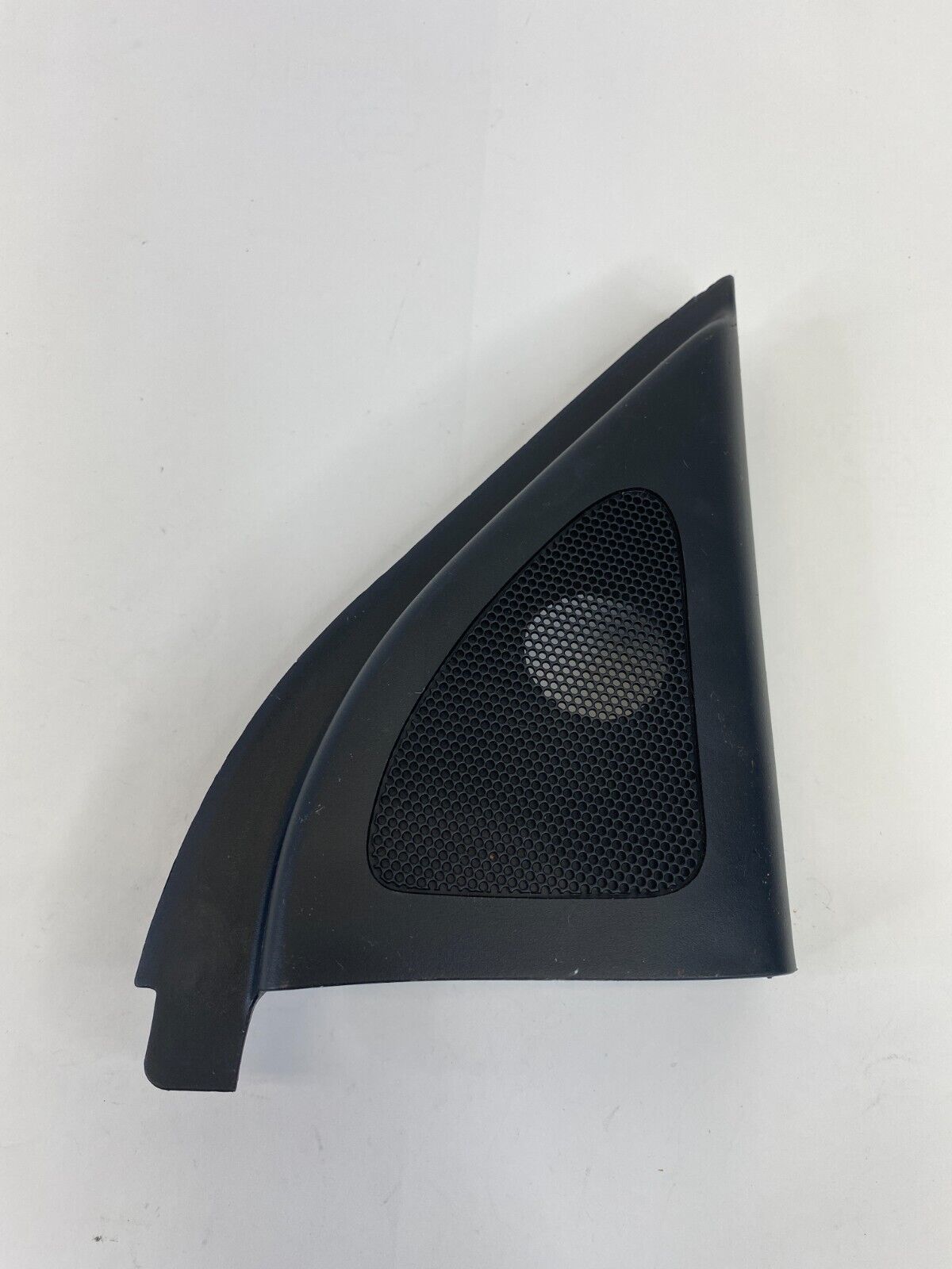 2010-2013 Kia Forte Front Right Door Panel Corner Speaker Cover 87661-1M000 OEM