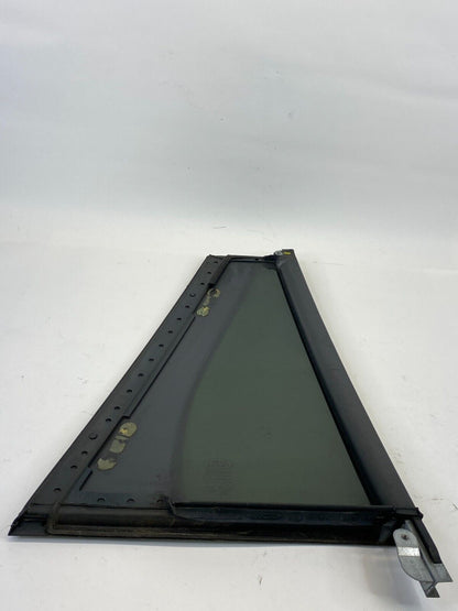 2006-2013 Range Rover Sport Rear Left Side Door Vent Quarter Window Glass Assy