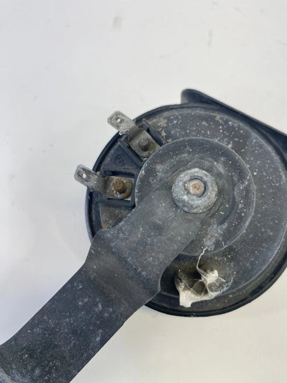 2015 2016 2017 CHRYSLER 200 LOW TONE HORN NOTE ALARM SIREN E30055306 OEM
