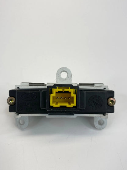 2004-2006 HYUNDAI ELANTRA DASH PASSENGER SWITCH INDICATOR LIGHT OEM