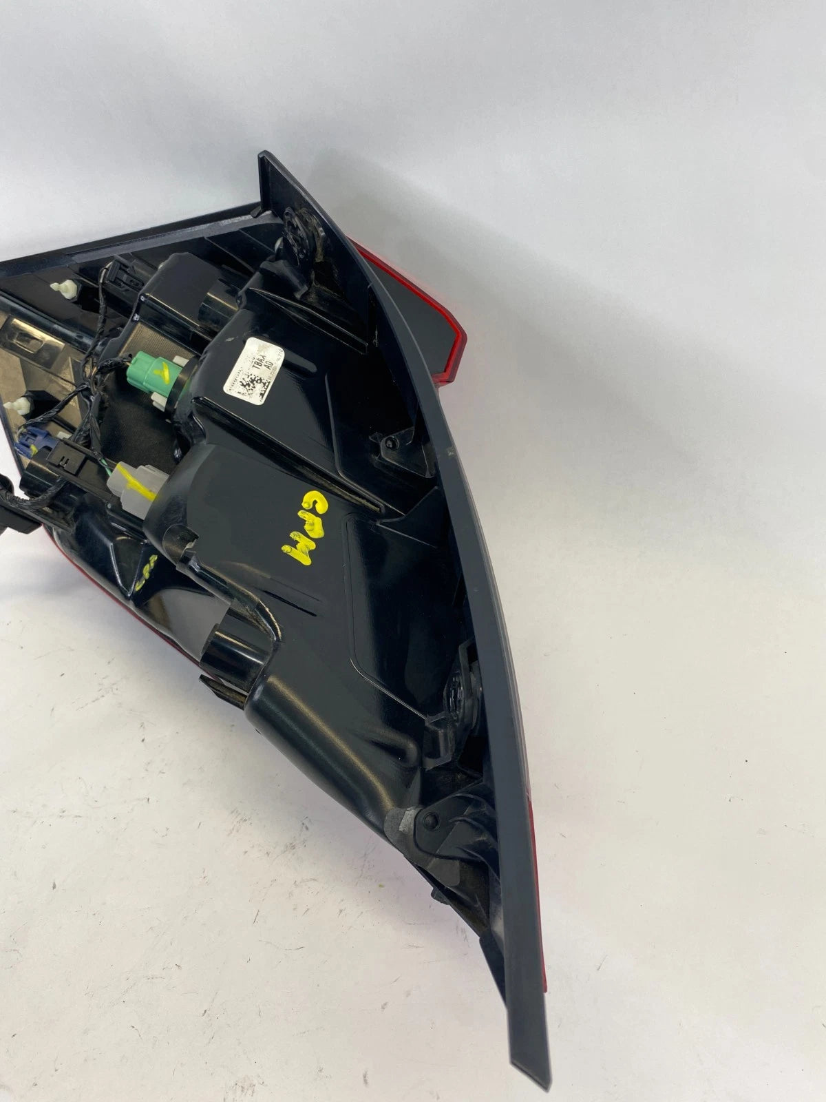 2016-2021 HONDA CIVIC SEDAN RIGHT PASSENGER OUTER TAIL LIGHT LAMP ASSEMBLY OEM
