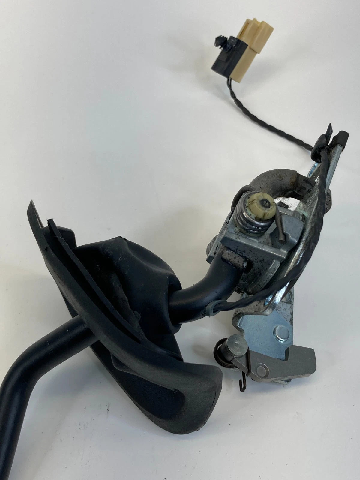 2002-2005 DODGE RAM 1500 STEERING COLUMN SHIFTER LEVER HANDLE OEM