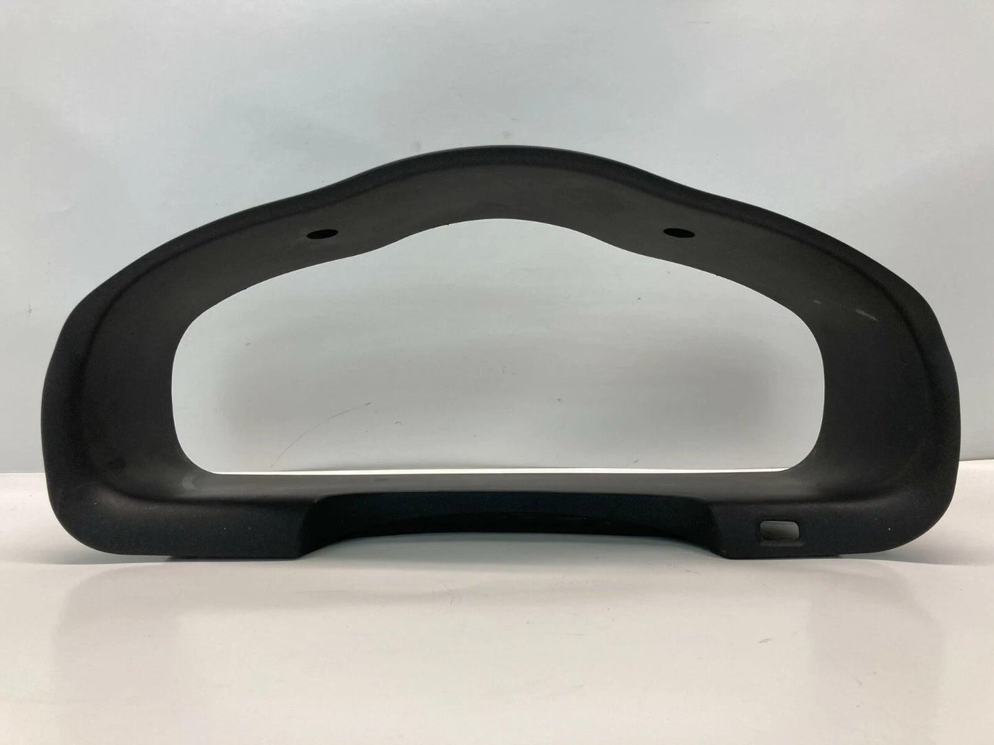 01-06 HYUNDAI SANTA FE INSTRUMENT CLUSTER DASH TRIM BEZEL COVER 84830-26010 OEM