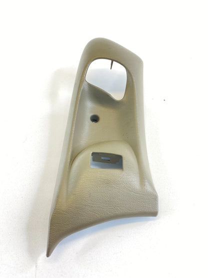 2000-2005 CHEVROLET IMPALA FRONT RIGHT INTERIOR DOOR HANDLE BEZEL 21995755 OEM