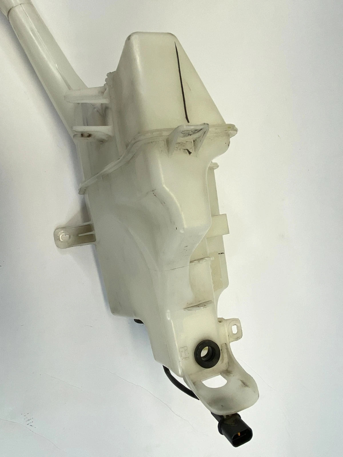 2014 2015 SORENTO 05-17 ACCENT WINDSHIELD WASHER RESERVOIR BOTTLE TANK W CAP OEM