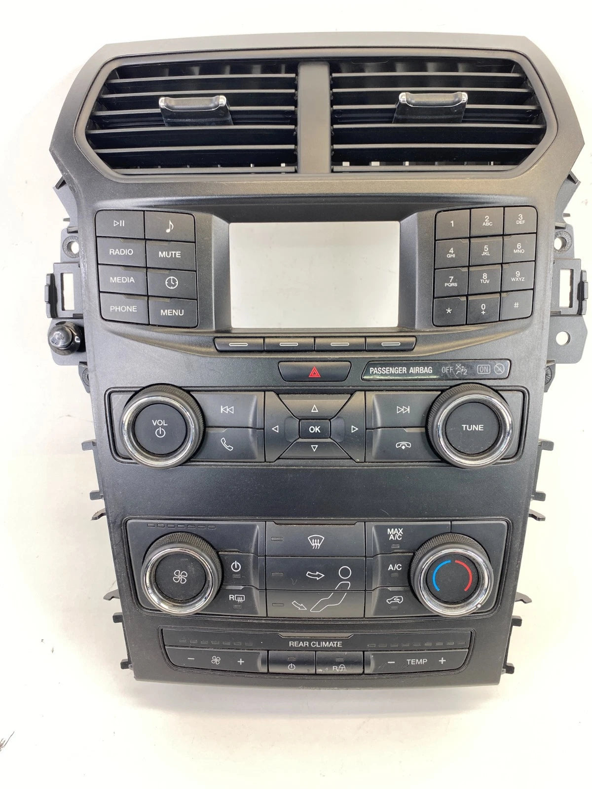 18 19 FORD EXPLORER CLIMATE CONTROL & RADIO TRIM BEZEL W/AIR VENT JB5T-18A802-LB