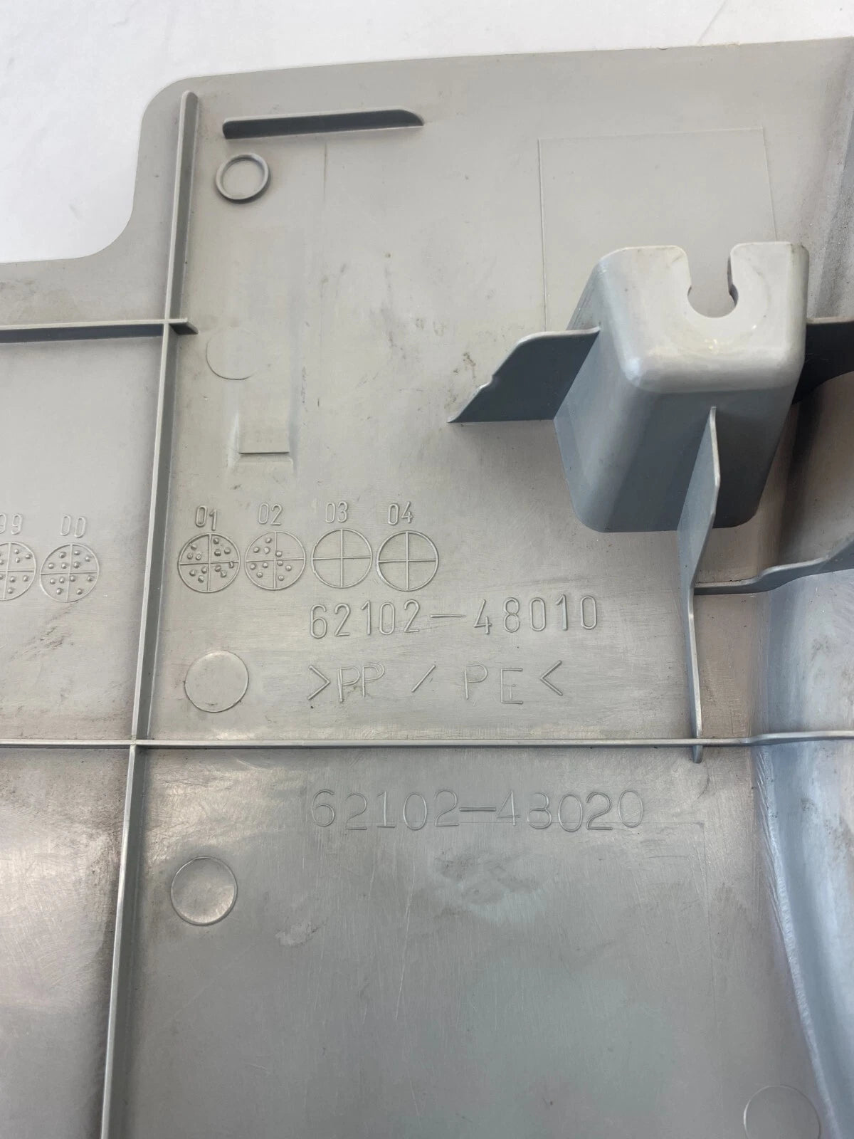 2001-2003 TOYOTA HIGHLANDER FRONT LEFT LOWER KICK COWL PANEL COVER 62102-48010