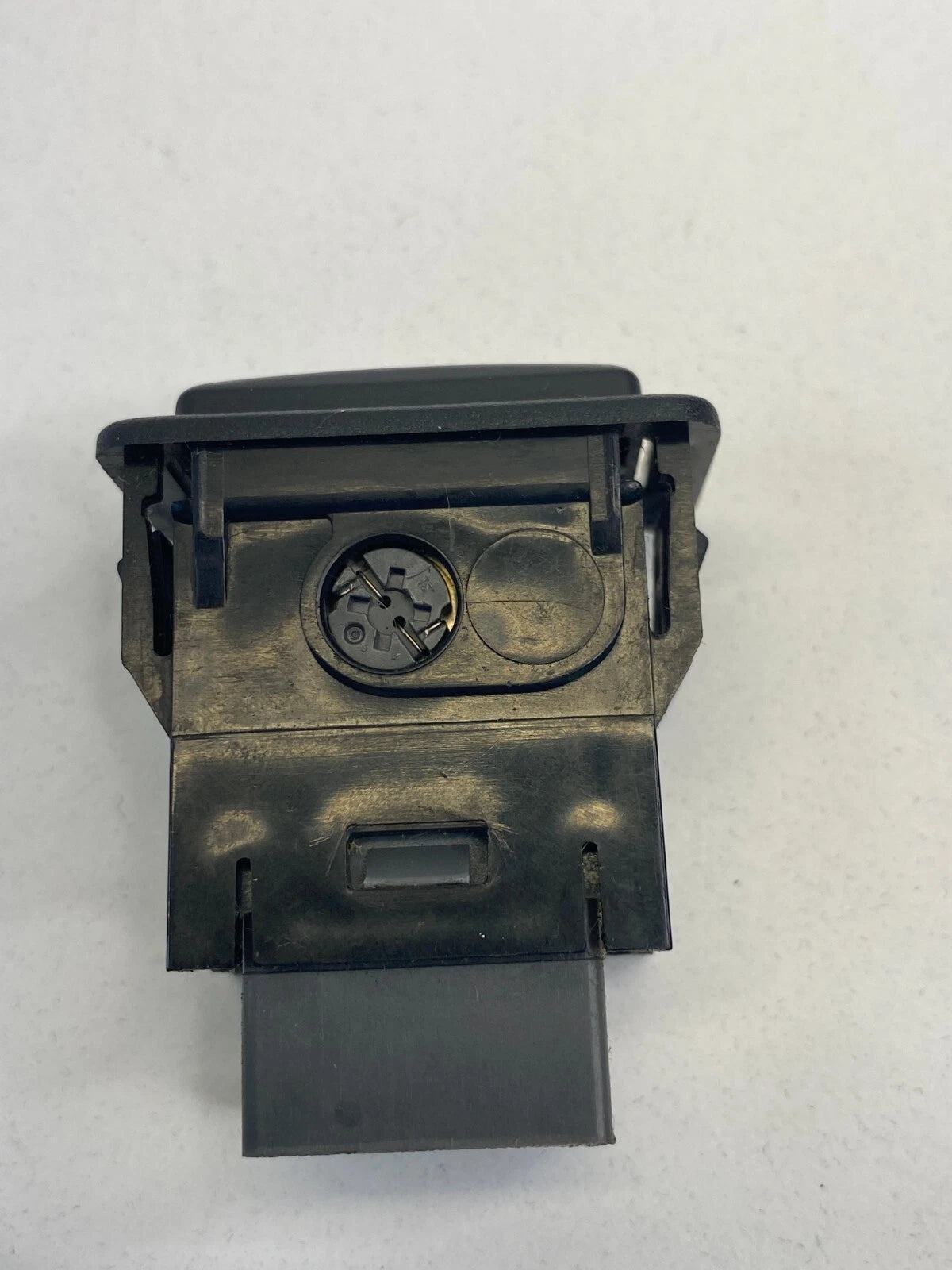 2003 2004 INFINITI G35N COUPE 3.5L V6 VEHICLE DYNAMICS CONTROL TRACTION SWITCH