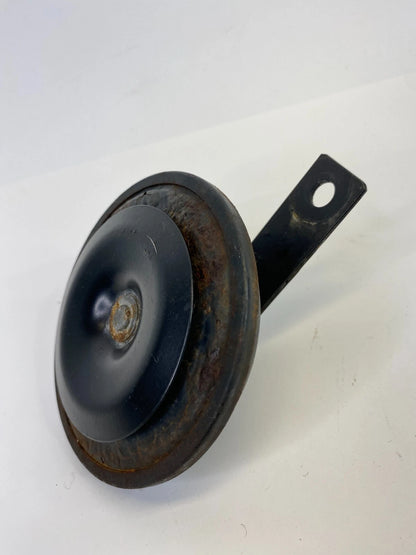 1998-2003 MERCEDES-BENZ ML 320 HORN ALARM SIGNAL SIREN NOTE E1-0020011 OEM