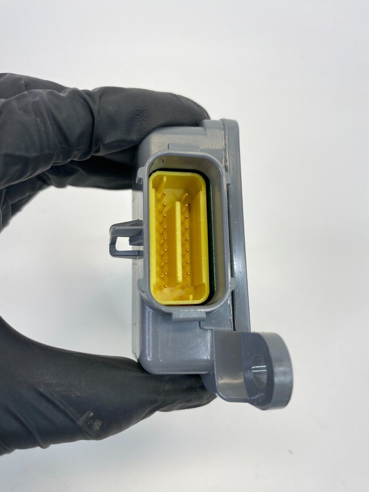 2009-2011 Volkswagen CC Front Right Seat Occupant Detection Sensor Module