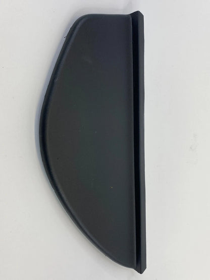 2006-2011 HYUNDAI ACCENT DASH RIGHT SIDE END CAP COVER TRIM 84726-1E000 OEM