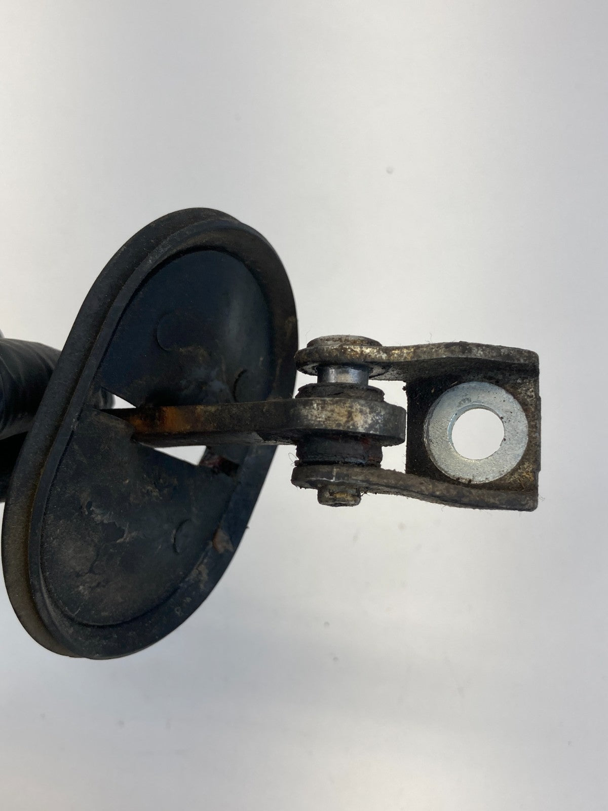 2005-2009 Chevrolet Trailblazer Rear Left Door Check Strap Stopper Hinge