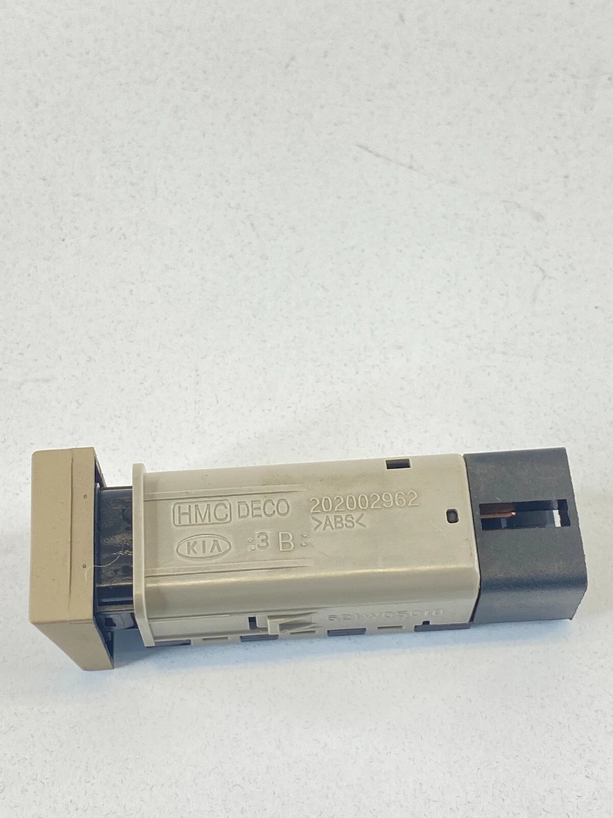 2010 2011 2012 HYUNDAI SANTA FE DASH LOCK CONTROL SWITCH BUTTON 621W05010 OEM