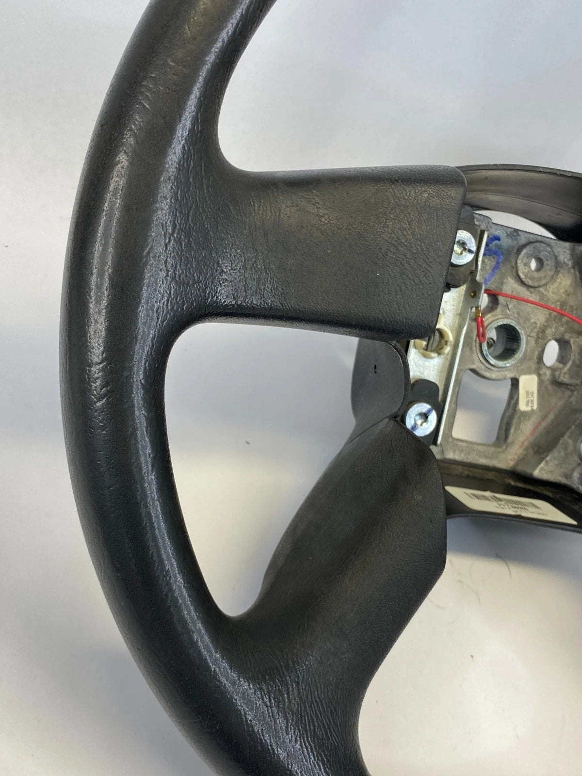 2002-2009 CHEVROLET TRAILBLAZER GMC ENVOY DRIVER STEERING WHEEL 15188989 OEM