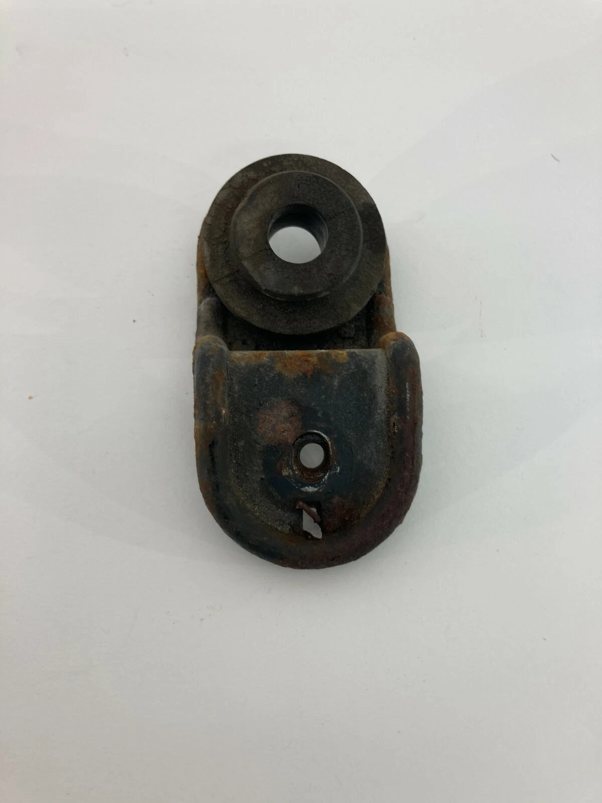 2006 - 2011 HYUNDAI ACCENT HATCHBACK RADIATOR SUPPORT BRACKET ASSEMBLY OEM