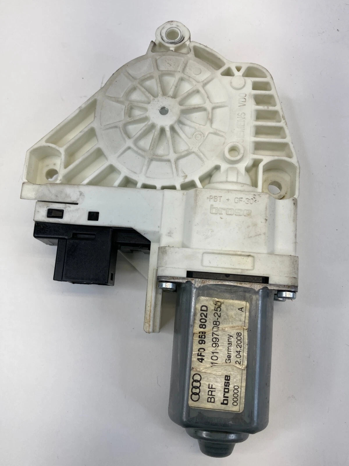 2006-2009 AUDI A6 FRONT RIGHT PASSENGER SIDE POWER WINDOW MOTOR 4F0-959-802D OEM