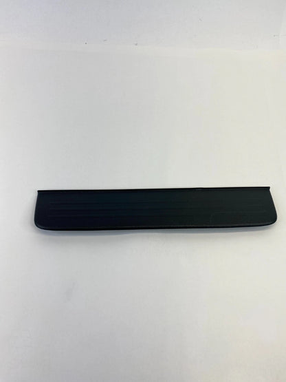 2004-2009 TOYOTA PRIUS REAR LEFT DOOR SILL SCUFF STRIP TRIM PLATE 67915-47020