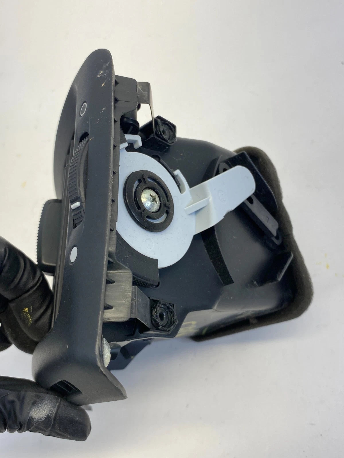 2003-2007 HONDA ACCORD LEFT DRIVER SIDE OUTER DASH A/C AIR VENT OUTLET OEM