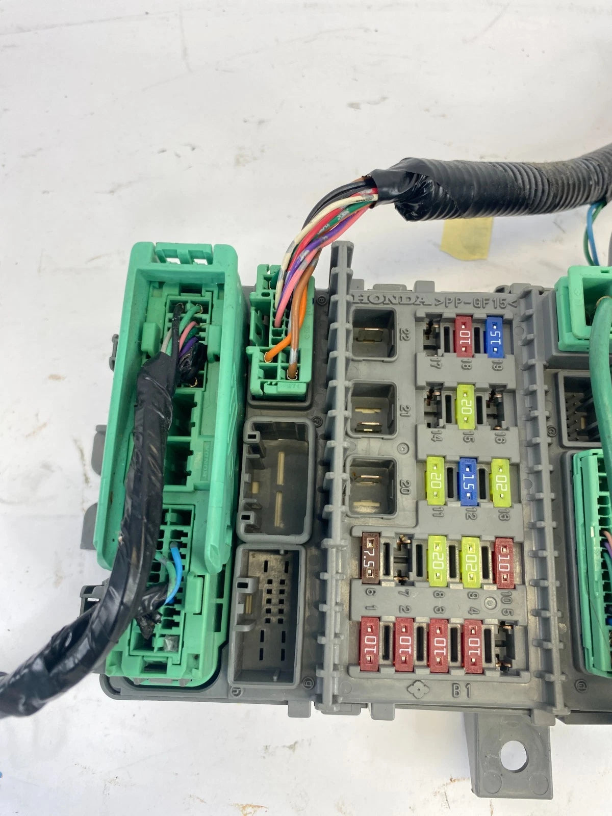 2008-2010 HONDA ACCORD 2.4L DASH INTERIOR CABIN FUSE RELAY BOX TA0A520 OEM