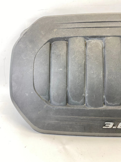 2011-2020 DODGE GRAND CARAVAN 3.6L UPPER INTAKE ENGINE APPEARANCE COVER OEM