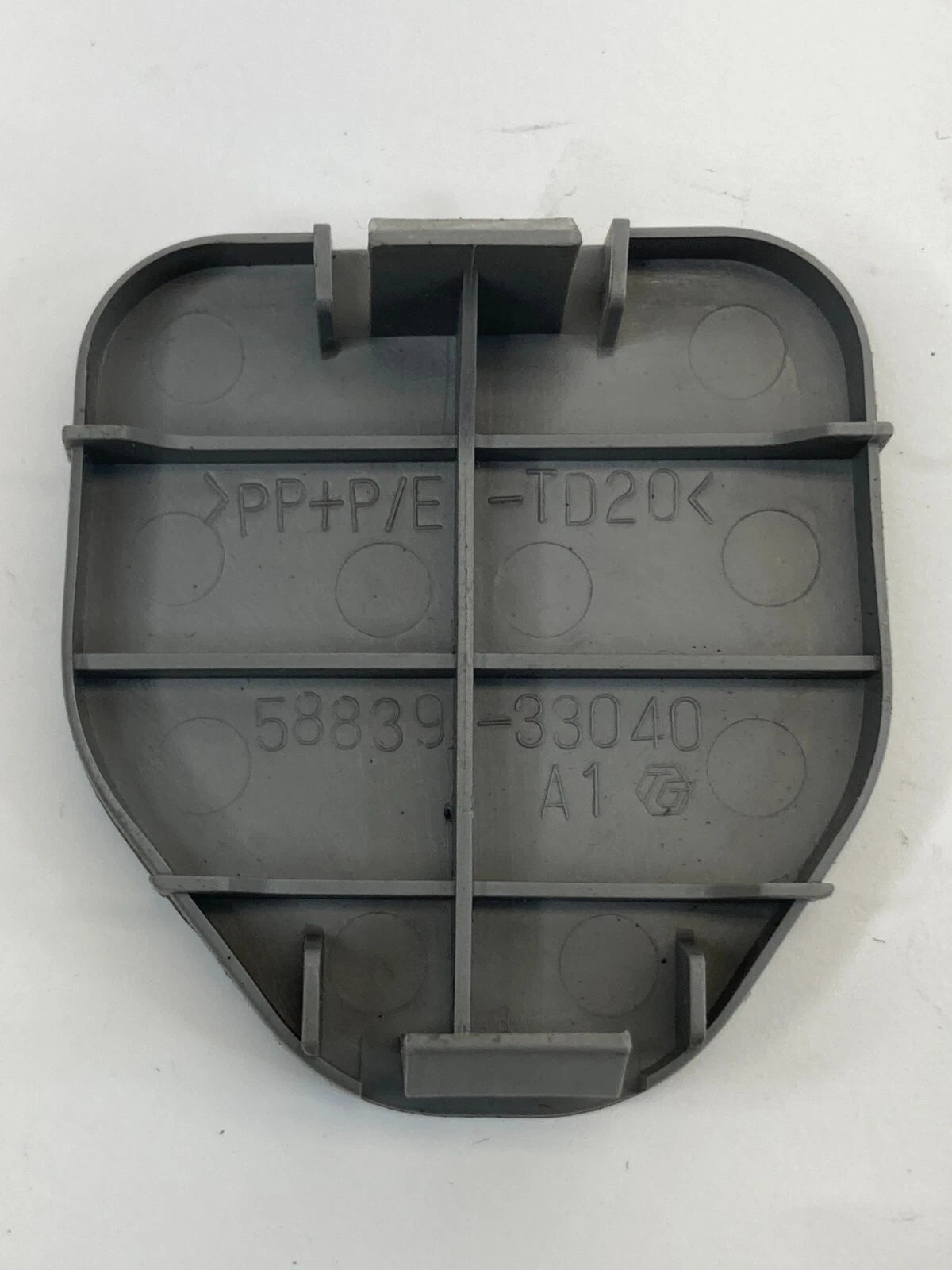 2007-2010 TOYOTA CAMRY CENTER CONSOLE HOLE COVER CAP TRIM 58839-33040 OEM