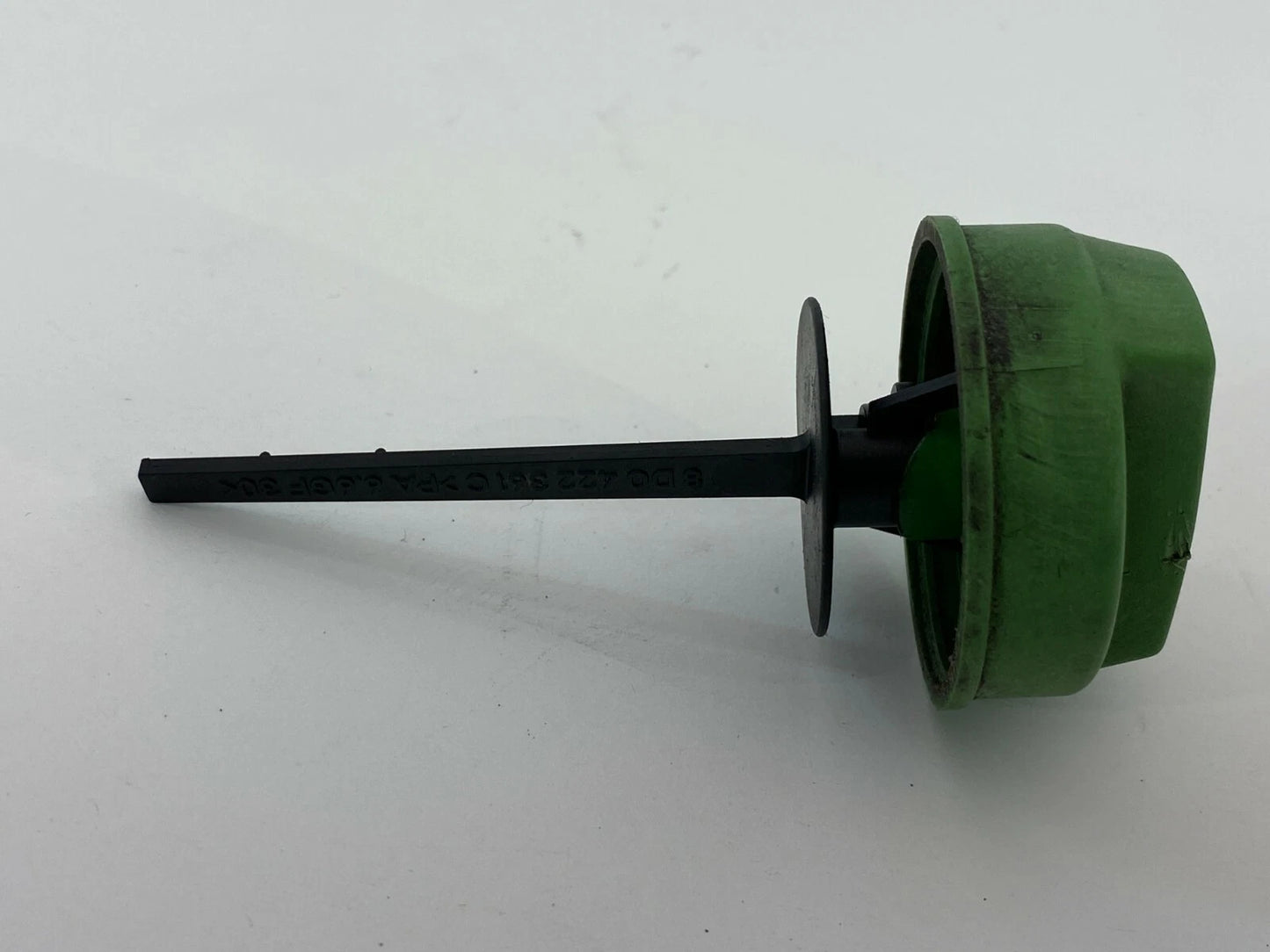 1998-2004 AUDI A6 POWER STEERING FLUID RESERVOIR LID CAP DIP STICK TOP OEM
