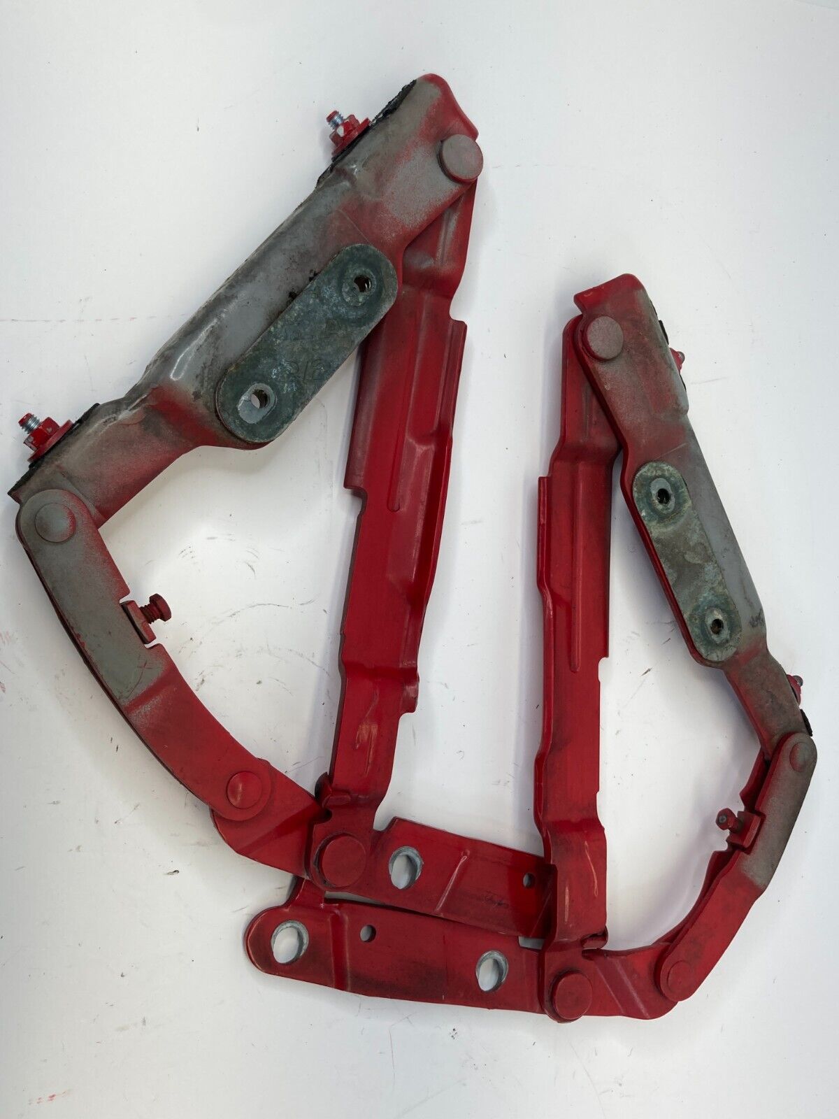 1998-2003 Volkswagen Beetle Rear Trunk Lid Hinges Left & Right 1C0-827-301-A OEM