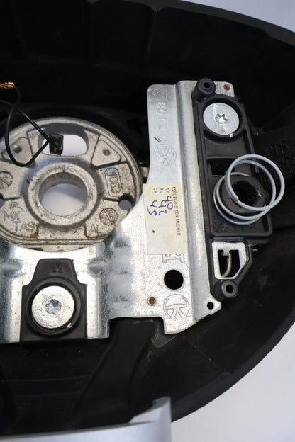 2006-2010 VOLKSWAGEN BEETLE 2.5L STEERING WHEEL 1C0-419-091-BS OEM